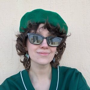 Meet your Posher, Maria